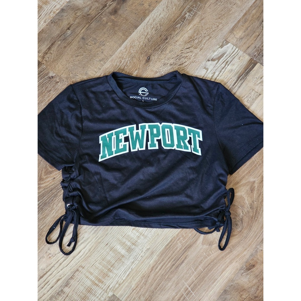 Social Culture Newport‎ Graphic Crop Top Black Lace Up Sides Womens Large L Tee